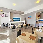 L'approdo Otel