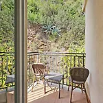L'approdo Porto Azzurro
