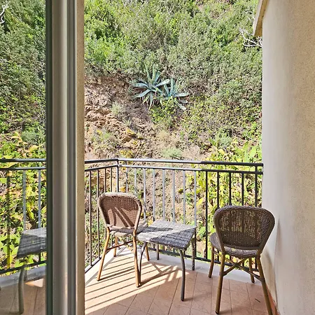 L'approdo Porto Azzurro