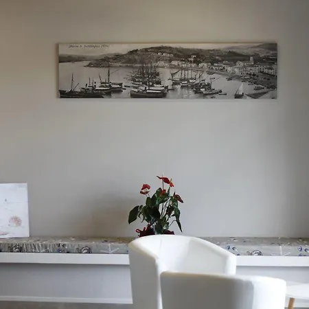 L'approdo Отель