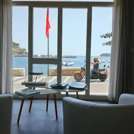 L'approdo Hotel 3*