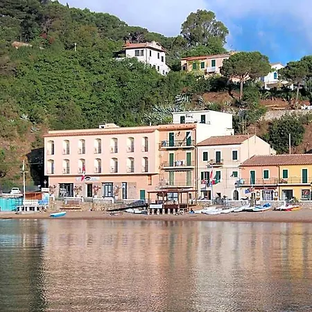 Otel L'approdo 3*