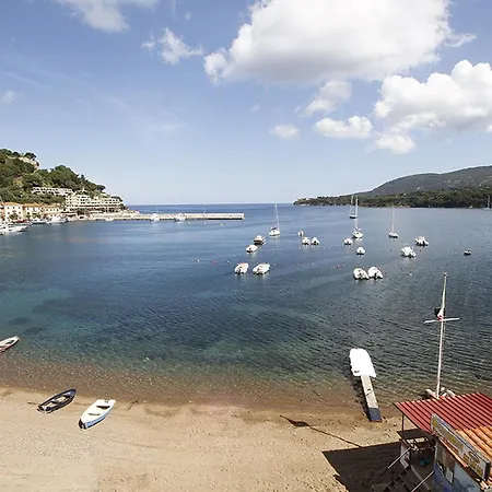 L'approdo Porto Azzurro